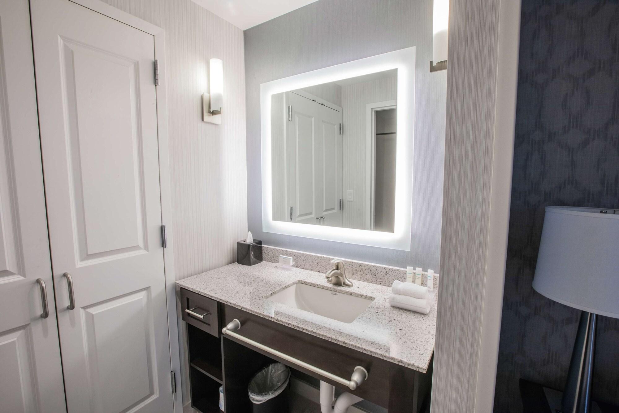 Homewood Suites By Hilton Clifton Park Ngoại thất bức ảnh